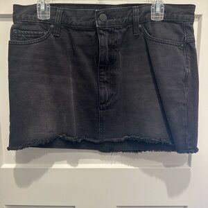 Free People Size 8 Black Mini Denim Skirt